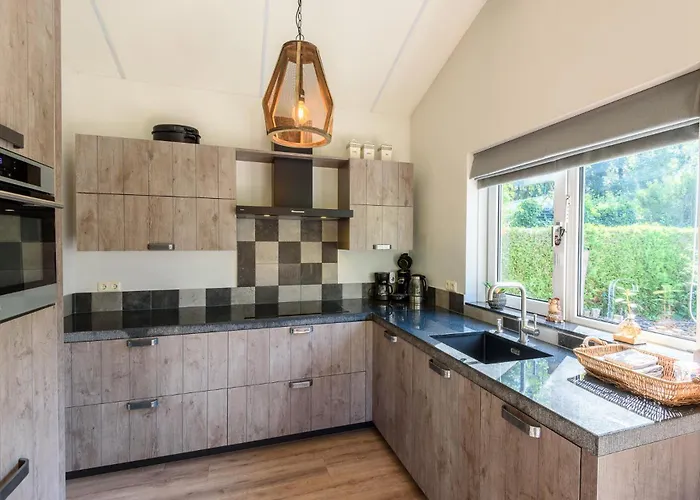 Vakantiehuis Luxe En Comfort Aan Bos - Geniet Rust&natuur