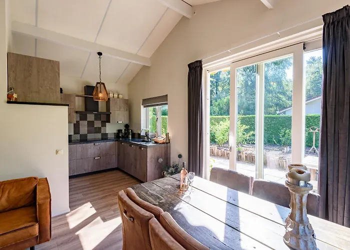 Luxe En Comfort Aan Bos - Geniet Rust&natuur *